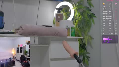 Alice online show from March 20, 8:14 pm