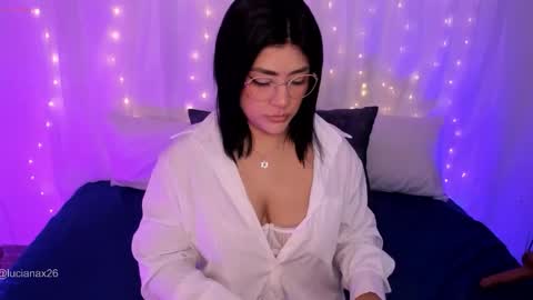 Snapshot of lucy266_ chatting on October 17, 2:59 am lucy online show from October 17, 2:59 am