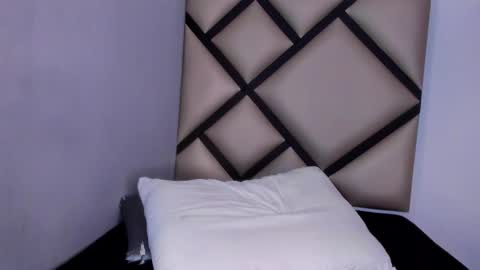   online show from March 27, 8:26 am