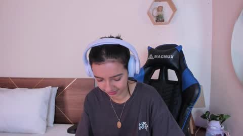 Your Lucy online show from October 6, 5:03 am