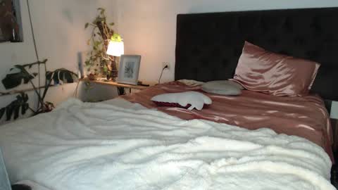 luciana online show from January 8, 1:00 am