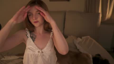 Lucy online show from December 12, 10:09 pm