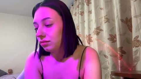 Ella online show from February 21, 2:09 pm