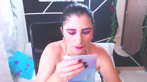 LUCY online show from February 23, 2:14 pm