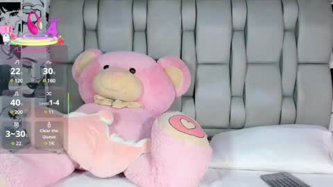 Lucy online show from February 27, 11:17 am