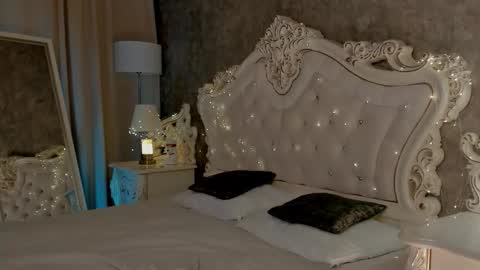 Lucy online show from October 5, 1:08 pm