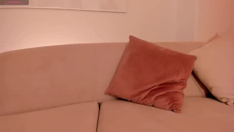 Lucy online show from September 30, 8:52 pm