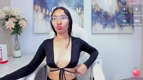 Lucy Liiu online show from November 29, 5:20 pm