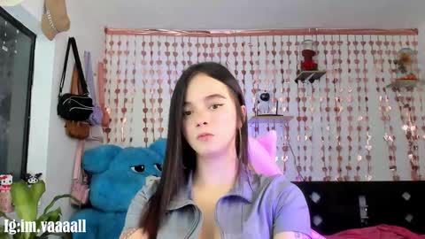 Snapshot of lucyy_tayy chatting on September 17, 5:11 am The love of your life 3 online show from September 17, 5:11 am