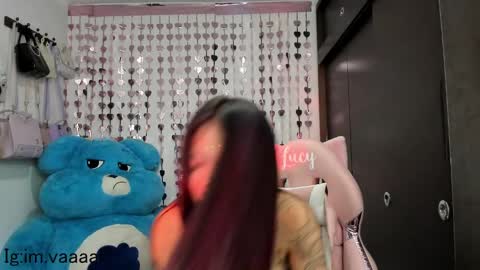 Snapshot of lucyy_tayy chatting on December 31, 1:26 am The love of your life 3 online show from December 31, 1:26 am