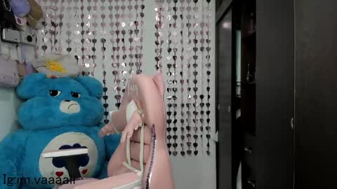 Snapshot of lucyy_tayy chatting on March 5, 2:03 am The love of your life 3 online show from March 5, 2:03 am