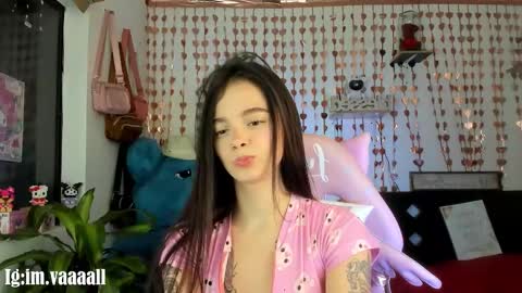 Snapshot of lucyy_tayy chatting on October 30, 6:25 am The love of your life 3 online show from October 30, 6:25 am