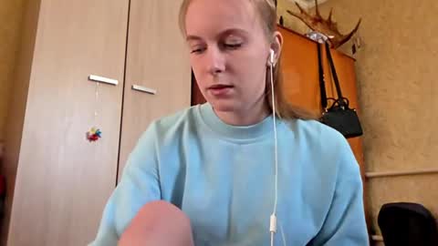 Sofia online show from April 1, 6:03 am