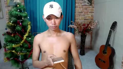 lui_the_fucker online show from December 12, 6:03 am