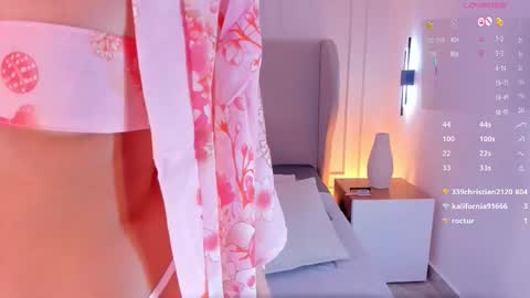 L U I S A online show from October 31, 9:37 pm