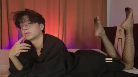 luixdust1 online show from January 13, 7:05 am