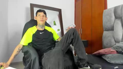 Snapshot of lujuriau_u chatting on October 12, 3:54 am lujuriau_u online show from October 12, 3:54 am