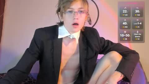 aphex twink online show from October 31, 7:25 pm