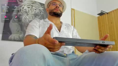 LUKE online show from September 10, 11:11 am