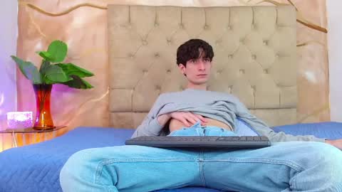 luke_carter online show from April 7, 5:15 pm