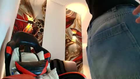 LUKE online show from March 19, 1:27 pm