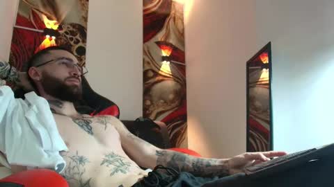 LUKE online show from September 25, 1:29 pm