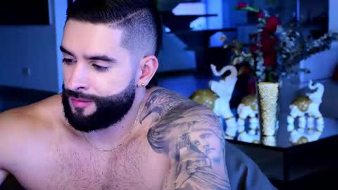 Snapshot of lukhass chatting on February 18, 11:08 pm Lukhas f4f online show from February 18, 11:08 pm