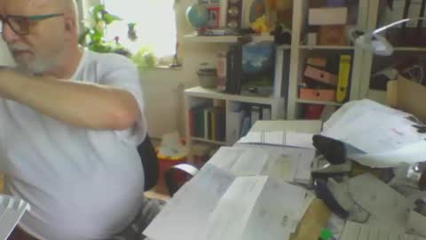 luley58 online show from March 30, 8:14 am