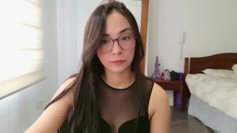 Luli online show from May 11, 1:18 pm
