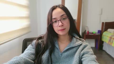 Luli online show from April 25, 1:41 pm