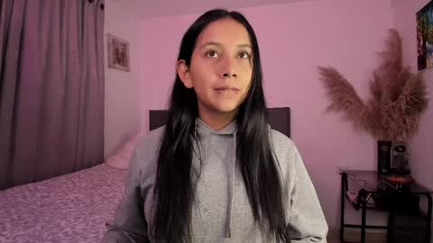 lulu10541697 online show from April 3, 5:36 am