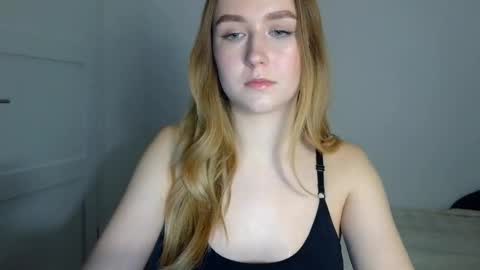 Lulu Baby18 online show from February 8, 7:28 pm