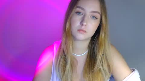 Lulu Baby18 online show from September 28, 10:46 am