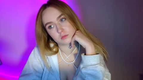 Lulu Baby18 online show from February 27, 7:47 pm