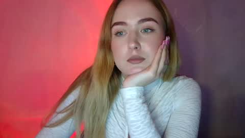 Lulu Baby18 online show from March 12, 7:25 pm