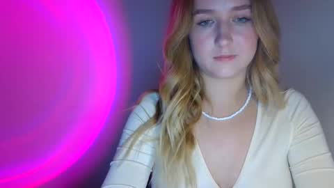 Lulu Baby18 online show from September 9, 7:47 pm