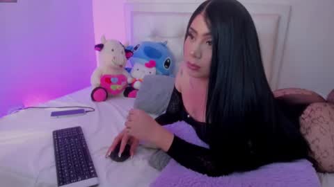 Snapshot of lulu_exotic chatting on March 7, 1:51 pm BRENDA TATIANA online show from March 7, 1:51 pm