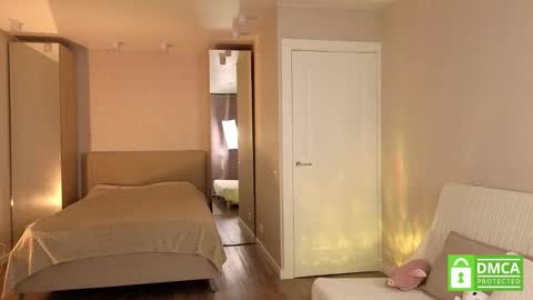 Lulu online show from October 9, 4:01 pm