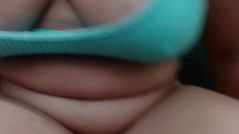 Snapshot of lulu_xxx_pervert chatting on October 15, 8:09 pm Lulu online show from October 15, 8:09 pm