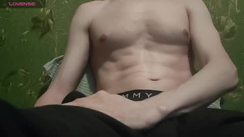 lumberxxxx online show from April 10, 9:30 pm