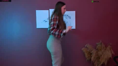 Sweet Lumi online show from February 4, 8:51 am