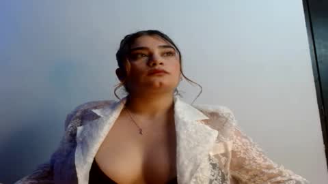 luna1126 online show from March 2, 12:23 pm