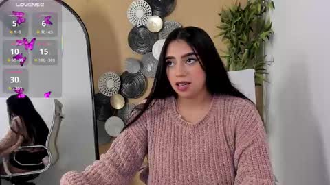 luna_cute14 online show from March 11, 9:07 pm