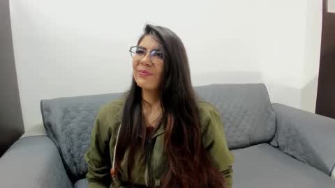 luna  online show from November 7, 11:23 am