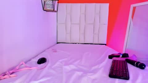 Luna online show from October 16, 9:13 pm