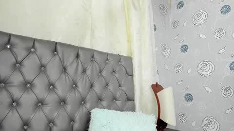 Snapshot of luna_evaa chatting on February 26, 5:53 pm Luna Eva online show from February 26, 5:53 pm