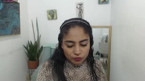 luna_fyre online show from March 4, 6:49 pm