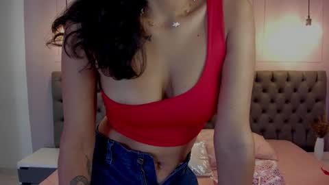 luna_hot_ass online show from March 10, 8:57 pm