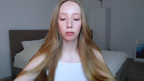 Snapshot of luna_insanity chatting on March 2, 7:34 pm Luna online show from March 2, 7:34 pm