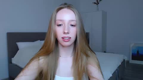 Snapshot of luna_insanity chatting on January 15, 8:05 pm Luna online show from January 15, 8:05 pm